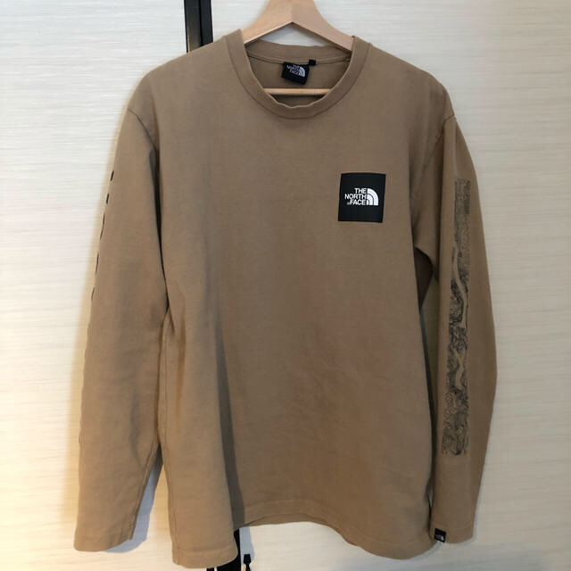 THE NORTH FACE(ザノースフェイス)のノースフェイス ボックス ベージュ XL ヨセミテ Yosemite ロンt メンズのトップス(Tシャツ/カットソー(七分/長袖))の商品写真