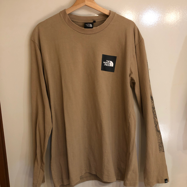 THE NORTH FACE(ザノースフェイス)のノースフェイス ボックス ベージュ XL ヨセミテ Yosemite ロンt メンズのトップス(Tシャツ/カットソー(七分/長袖))の商品写真