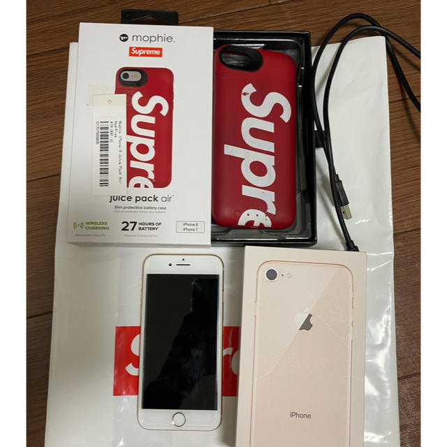 iPhone8 Gold 256GB au Supreme 週末値下げ！！スマートフォン本体