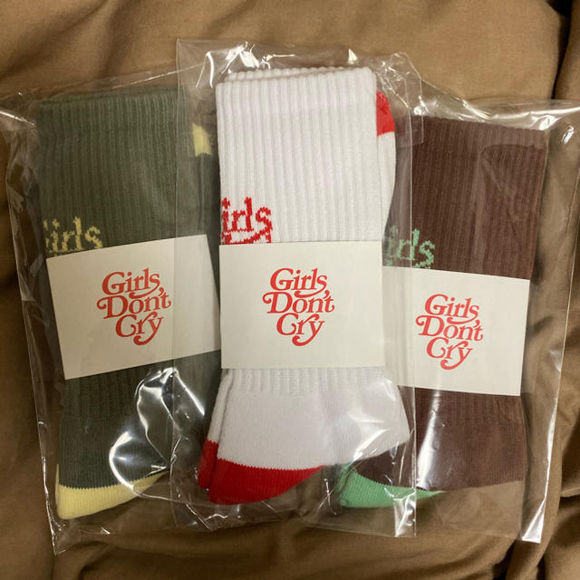 Girls don't cry socks