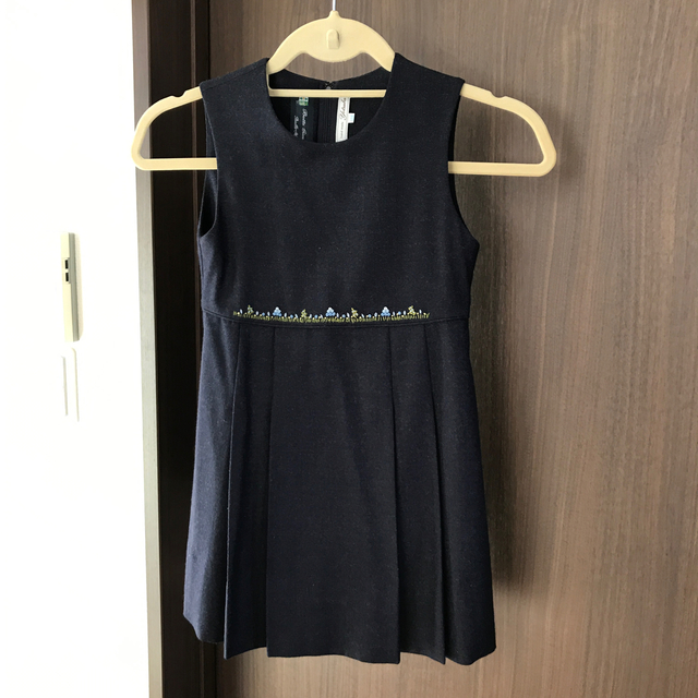 小学校受験　よつば　ジャンパースカート　120㎝ キッズ/ベビー/マタニティのキッズ服女の子用(90cm~)(ドレス/フォーマル)の商品写真