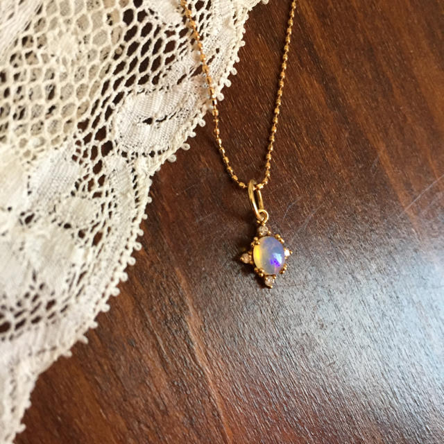 チェーンは agete オパールチャーム ネックレスの通販 by tomo8's shop