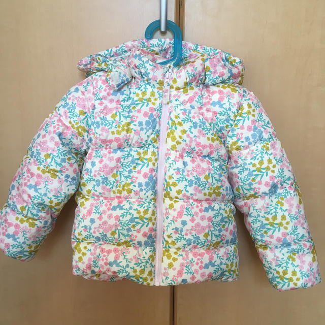 H&M(エイチアンドエム)のダウン コート キッズ/ベビー/マタニティのキッズ服女の子用(90cm~)(コート)の商品写真