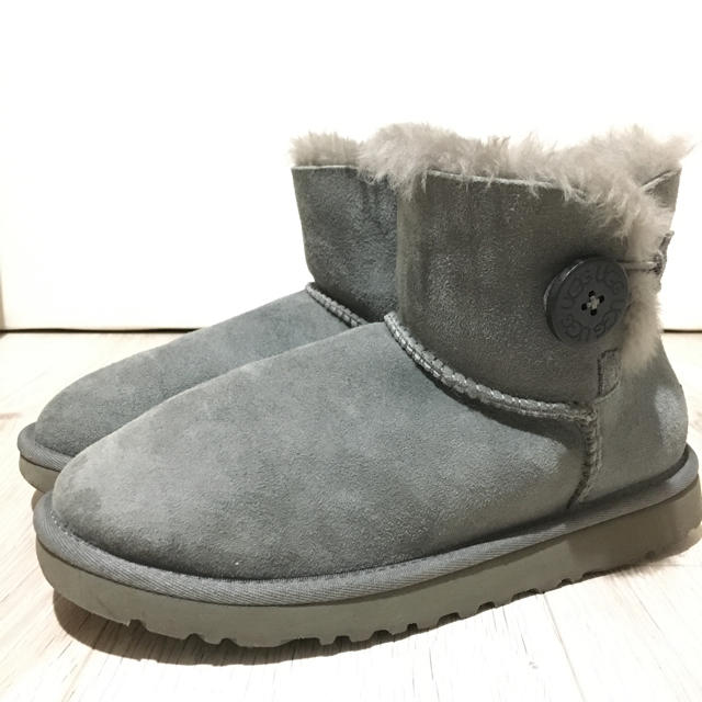 UGG(アグ)のUGG ムートンブーツ レディースの靴/シューズ(ブーツ)の商品写真