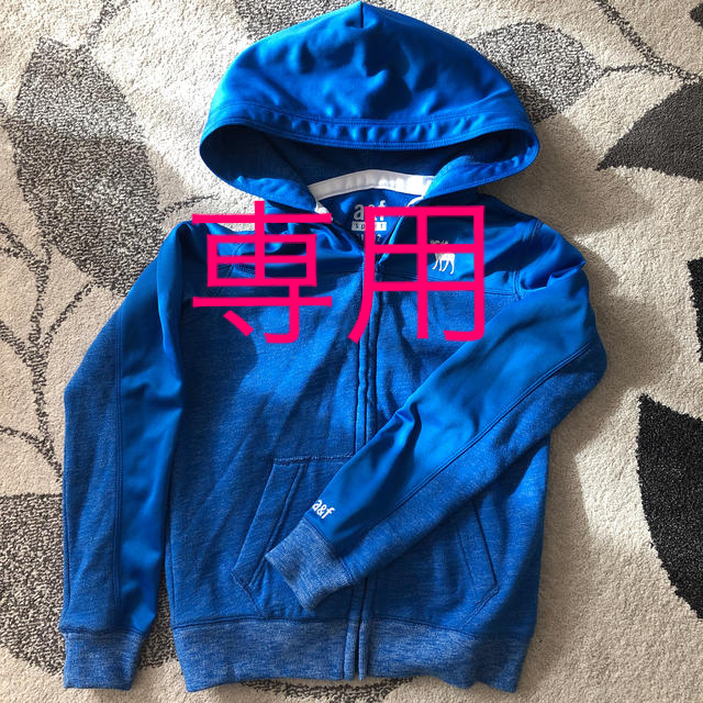 Abercrombie&Fitch(アバクロンビーアンドフィッチ)のアバクロキッズ　スポーツパーカー ＆lululemonレギンスセット キッズ/ベビー/マタニティのキッズ服男の子用(90cm~)(ジャケット/上着)の商品写真