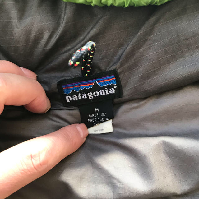 patagonia(パタゴニア)のパタゴニア ダスパーカー size  M patagonia  DAS メンズのジャケット/アウター(ダウンジャケット)の商品写真