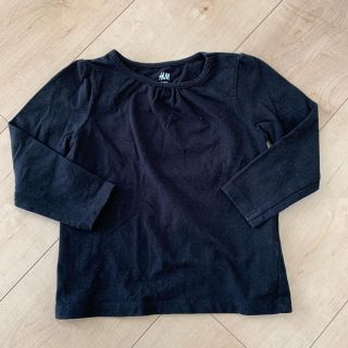 エイチアンドエム(H&M)のH&M 黒　トップス (Tシャツ/カットソー)