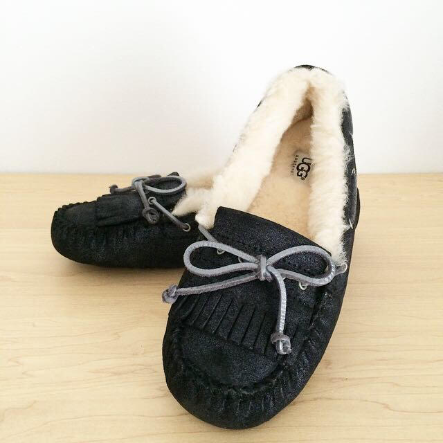 UGG(アグ)の新品♡UGG ラメBlack★送料込 レディースの靴/シューズ(ローファー/革靴)の商品写真