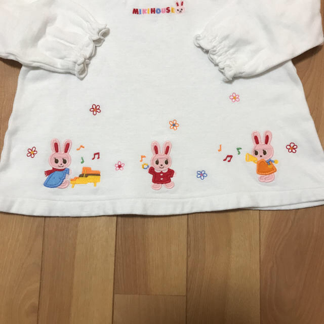 mikihouse(ミキハウス)のミキハウスの長袖シャツです。 キッズ/ベビー/マタニティのベビー服(~85cm)(Ｔシャツ)の商品写真
