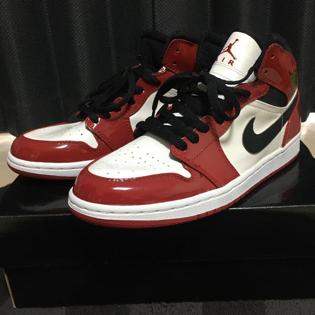 NIKE AIR JORDAN1 RETRO PATENT 2003