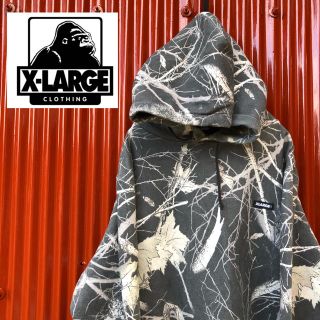 エクストララージ(XLARGE)の☆XLARGE☆ツリーカモ☆総柄☆ワンポイントロゴ☆プルオーバーパーカーフーディ(パーカー)