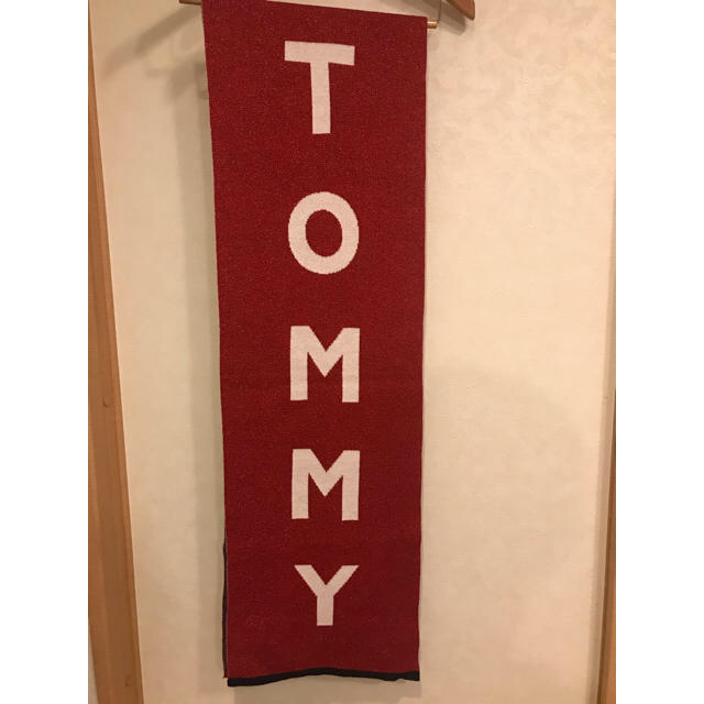 TOMMY HILFIGER(トミーヒルフィガー)のトミーフィルフィガー　マフラー レディースのファッション小物(マフラー/ショール)の商品写真