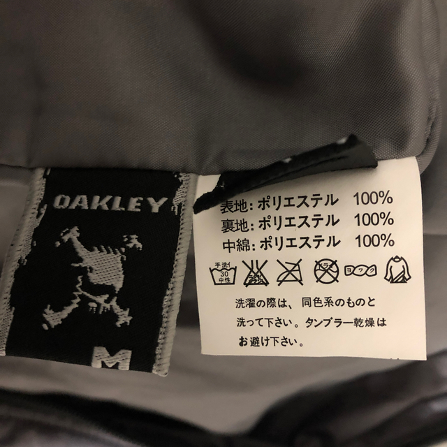 Oakley(オークリー)のOaKIey  オークリー ゴルフ　中綿ジャケット　 メンズMサイズ スポーツ/アウトドアのゴルフ(ウエア)の商品写真