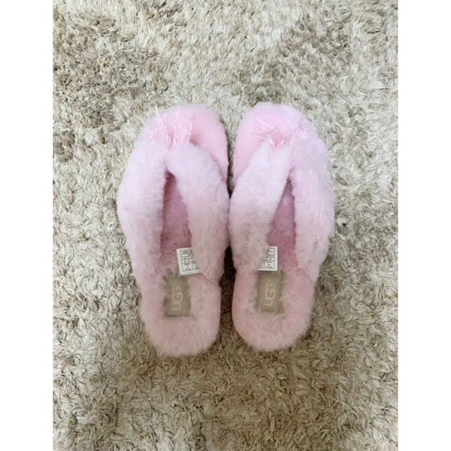 新品☆未使用☆UGG FLUFF FLIP FLOP III | フリマアプリ ラクマ