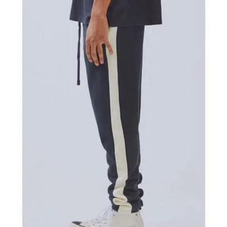 フィアオブゴッド(FEAR OF GOD)のFOG Essentials Side Stripe Sweatpants (スウェット)