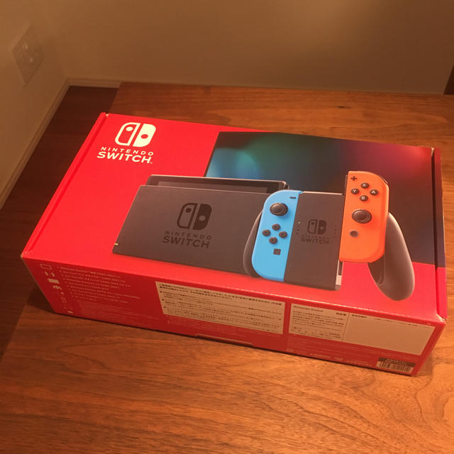 Nintendo Switch (L)ネオンブルー/(R) ネオンレッド