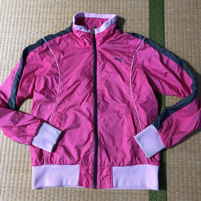 PUMA(プーマ)のプーマ レディースのジャケット/アウター(その他)の商品写真