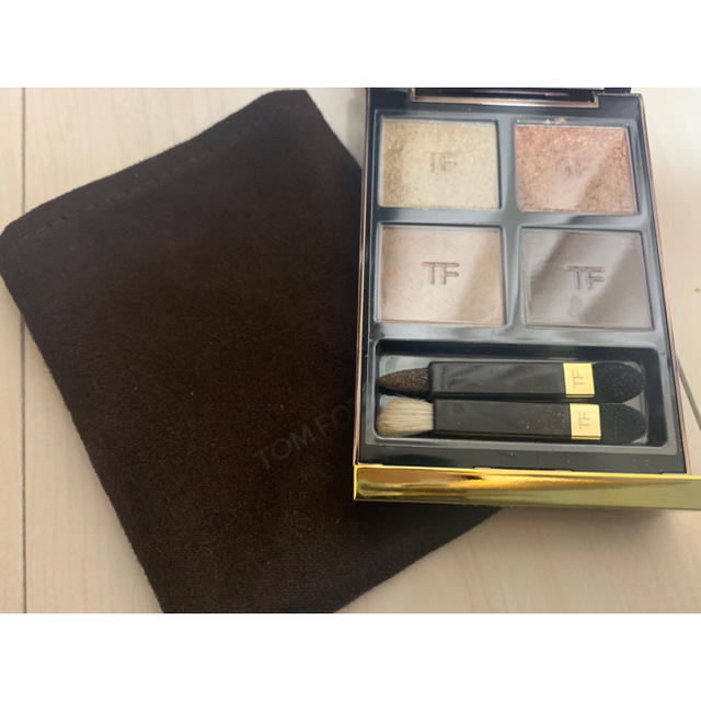 TOM FORD 01 GOLDEN MILK アイシャドウ