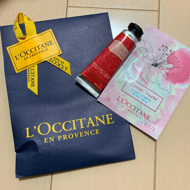 L'OCCITANE(ロクシタン)の新品★L'OCCITANE ハンド＆ネイルクリーム コスメ/美容のボディケア(ハンドクリーム)の商品写真