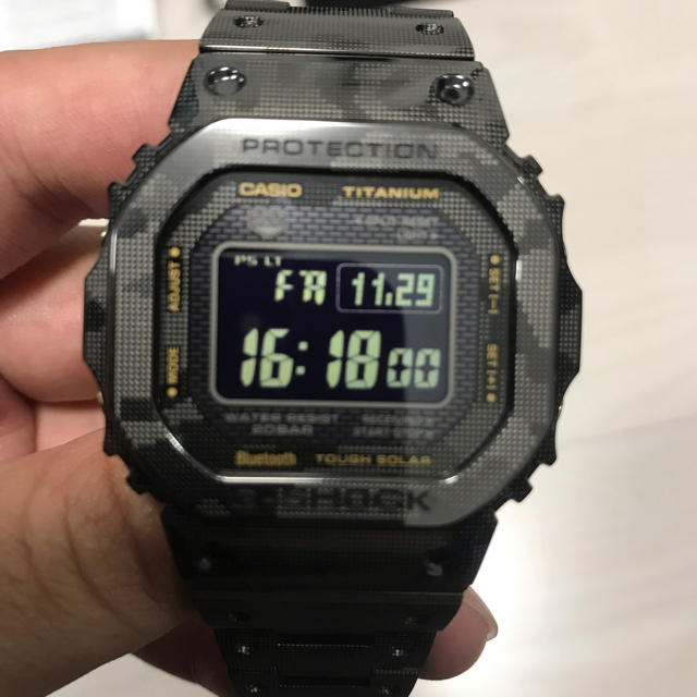 G-SHOCK(ジーショック)の【激レア】国内正規品 G-SHOCK  GMW-B5000TCM-1JR チタン メンズの時計(腕時計(デジタル))の商品写真