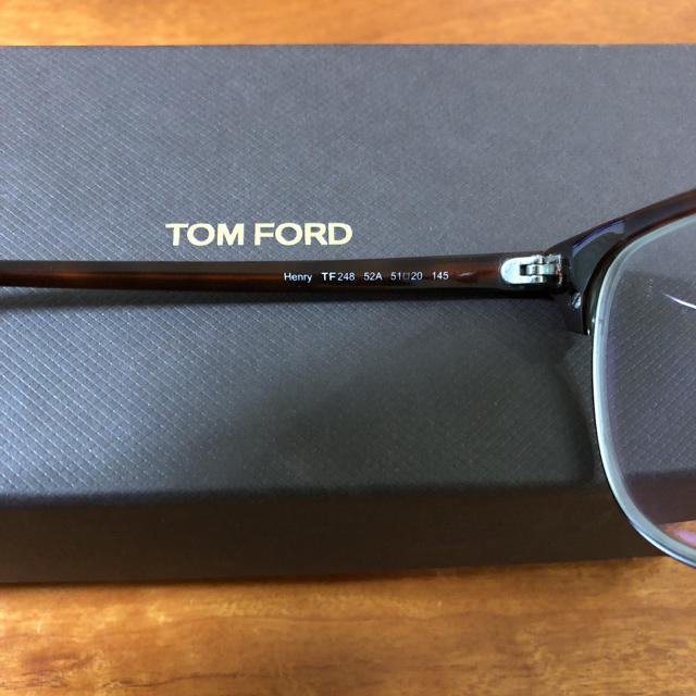 TOM FORD(トムフォード)のトムフォード　サングラス　ヘンリー　メガネ　伊達眼鏡　アイウェア メンズのファッション小物(サングラス/メガネ)の商品写真