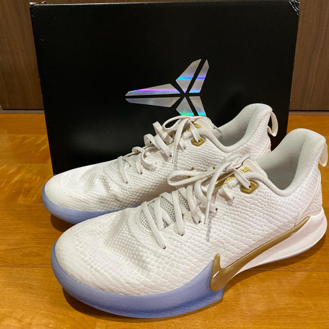 NIKE(ナイキ)のNIKE MAMBA FOCUS スポーツ/アウトドアのランニング(シューズ)の商品写真