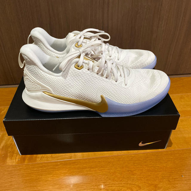 NIKE(ナイキ)のNIKE MAMBA FOCUS スポーツ/アウトドアのランニング(シューズ)の商品写真