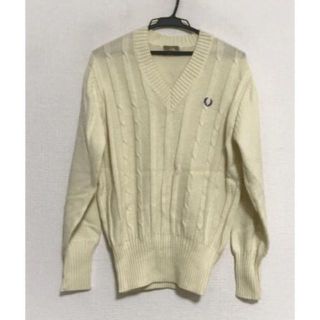 フレッドペリー(FRED PERRY)の■超美品　 フレッドペリー 　Vセーター　メンズ(ニット/セーター)