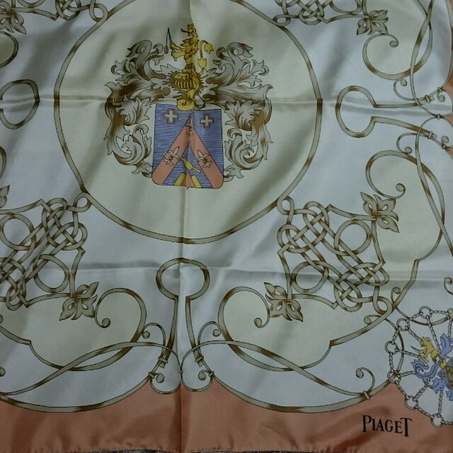 PIAGET(ピアジェ)のスカーフ レディースのファッション小物(バンダナ/スカーフ)の商品写真