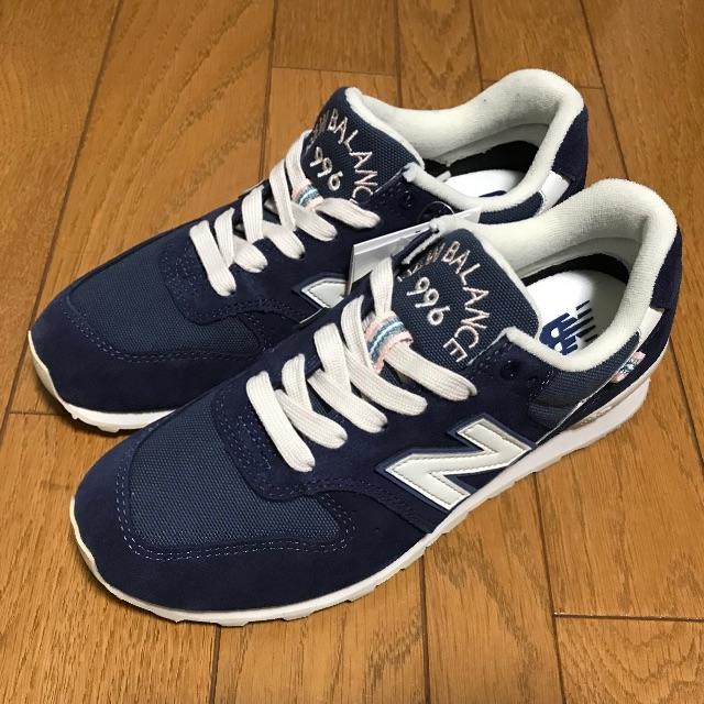 New Balance(ニューバランス)の69r様専用 ニューバランス new balance スニーカー WR996YA レディースの靴/シューズ(スニーカー)の商品写真