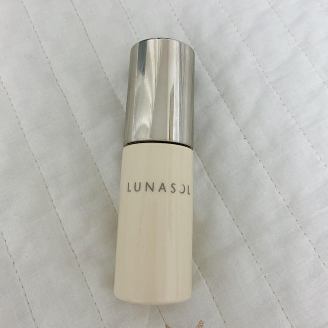 LUNASOL(ルナソル)のルナソル　イエロー下地 コスメ/美容のベースメイク/化粧品(化粧下地)の商品写真