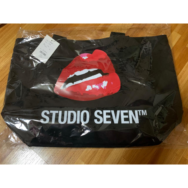 三代目 J Soul Brothers(サンダイメジェイソウルブラザーズ)の★新品★STUDIO SEVEN Lip トートバッグ NAOTO レディースのバッグ(トートバッグ)の商品写真