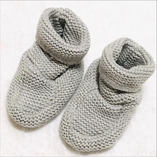 ベビーギャップ(babyGAP)のGAP ブラナンベア ガーターニットブーティ (グレー 11cm)(靴下/タイツ)