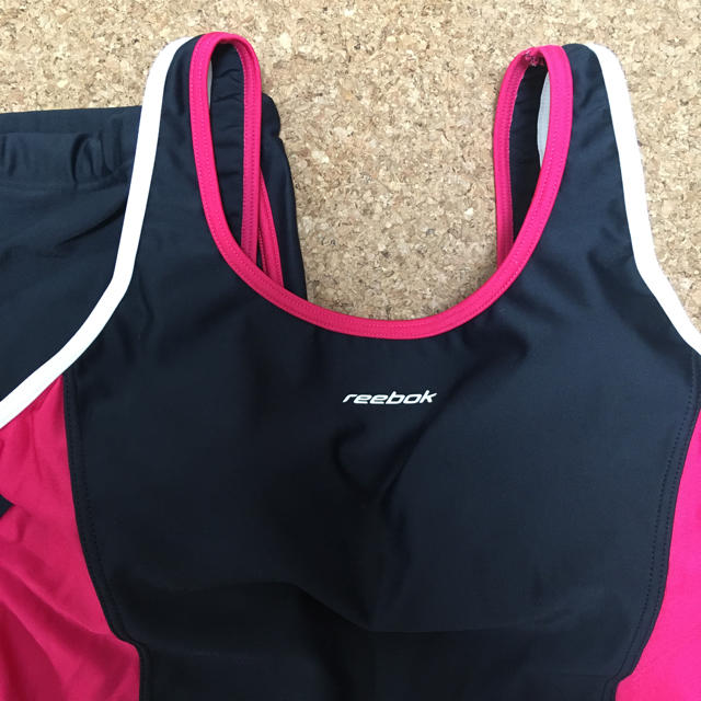 Reebok(リーボック)のマタニティ水着　Reebok キッズ/ベビー/マタニティのマタニティ(マタニティ水着)の商品写真