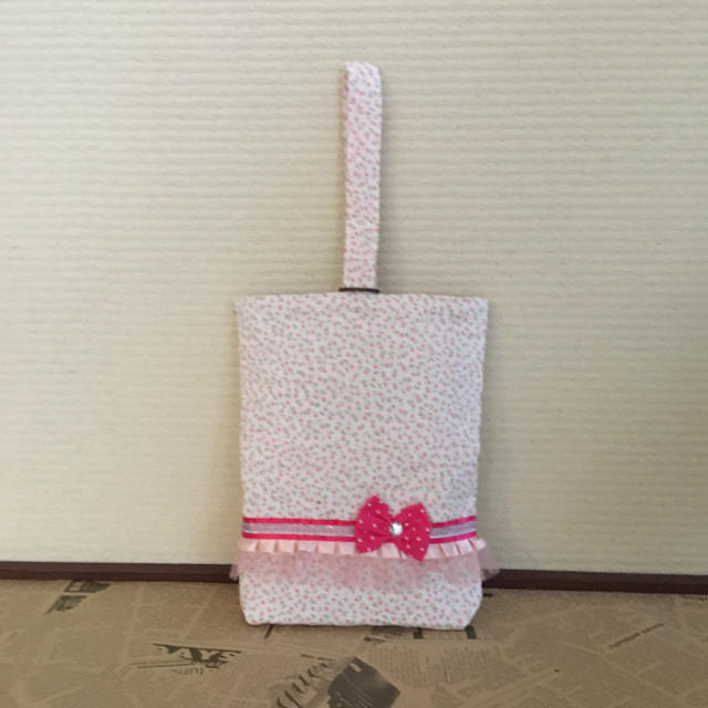 ハンドメイド シューズ入れ 女の子 小花柄 入園入学 キッズ/ベビー/マタニティのこども用バッグ(シューズバッグ)の商品写真