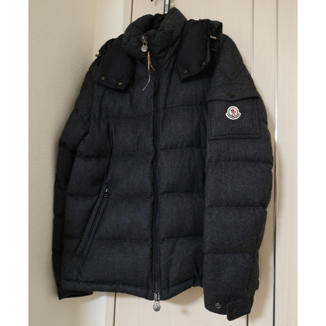 MONCLER(モンクレール)のクリーニング済 モンクレール モンジュネーブル17-18AW ダウンジャケット メンズのジャケット/アウター(ダウンジャケット)の商品写真