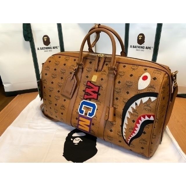 24Kゴールドメッキ裏地新品MCM×BAPE  シャーク ウィークエンダー ボストンバッグ