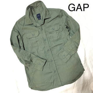 ギャップキッズ(GAP Kids)の美品✨GAP ミリタリーシャツ ワークシャツ 120 (ジャケット/上着)