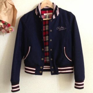 シャーロットロンソン(Charlotte Ronson)のかわいいスタジャン(スタジャン)