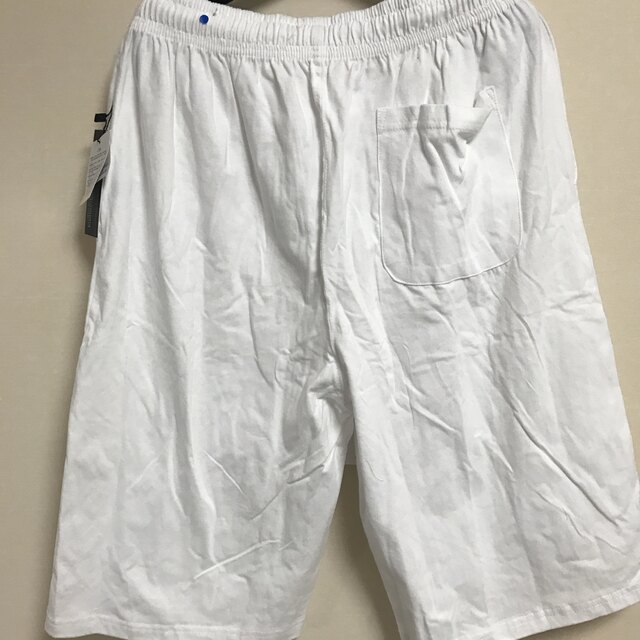 【新品】ホワイト ショートパンツ XLサイズ 訳あり メンズのパンツ(その他)の商品写真