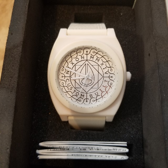 NIXON(ニクソン)のチビ様専用NIXON  TIME TELLER P ALLWHITESHADOW レディースのファッション小物(腕時計)の商品写真