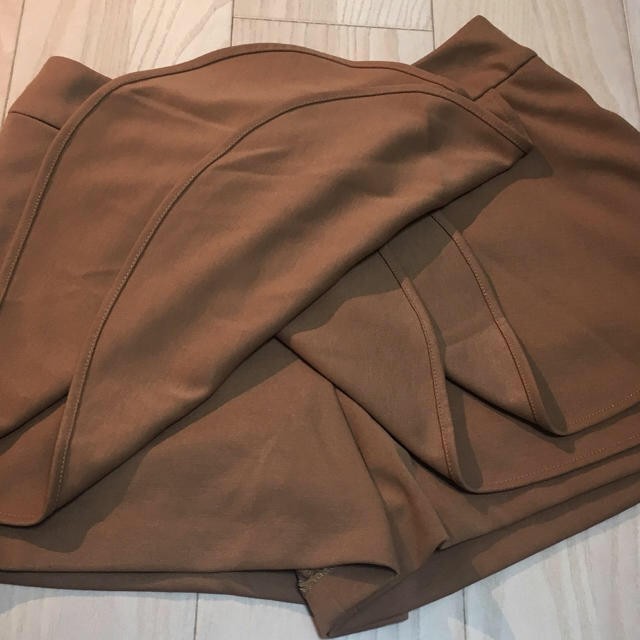 31 Sons de mode(トランテアンソンドゥモード)の新品☆31sons mode☆パンツスタイルラップ型 スカート レディースのスカート(ミニスカート)の商品写真