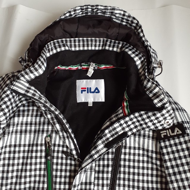 FILA(フィラ)の男女兼用　スキーウェアFILA 美品　Lサイズ　上下セット（sirokuma様） スポーツ/アウトドアのスキー(ウエア)の商品写真