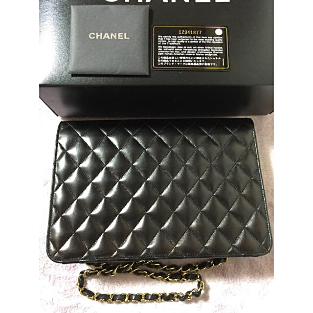 CHANEL(シャネル)のCHANEL シャネル マトラッセ チェーンショルダーバッグ レディースのバッグ(ショルダーバッグ)の商品写真