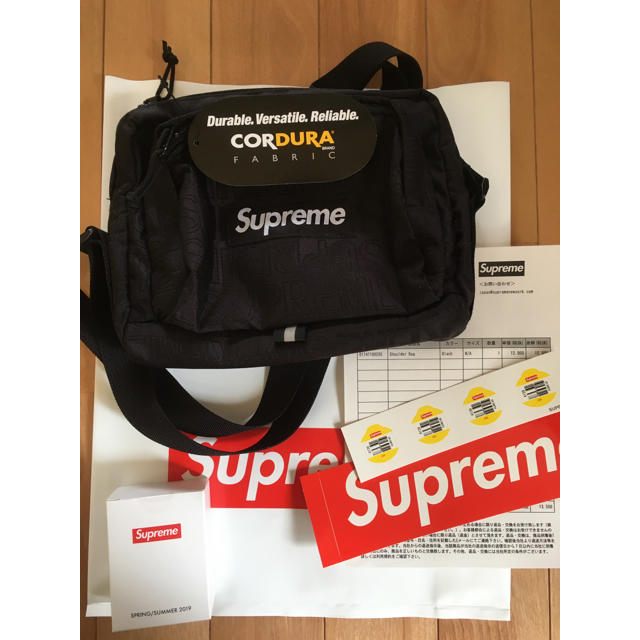 新品即決
Supreme ショルダーバッグ 19ss supreme - ショルダーバッグ 新品即決
Supreme ショルダーバッグ 19ss supreme - ショルダーバッグ
