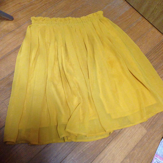 UNIQLO(ユニクロ)の秋カラー✩スカート レディースのスカート(ひざ丈スカート)の商品写真