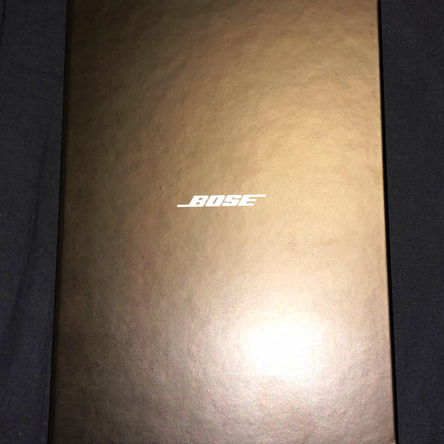 BOSE(ボーズ)のBOSEサウンドスポーツフリー ワイヤレスヘッドホン スマホ/家電/カメラのスマホアクセサリー(ストラップ/イヤホンジャック)の商品写真