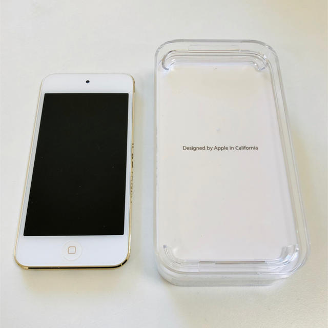 iPod touch(アイポッドタッチ)のぺぷ様専用 iPod touch 第6世代 64GB ゴールド スマホ/家電/カメラのオーディオ機器(ポータブルプレーヤー)の商品写真