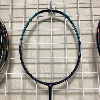 ヨネックス(YONEX)のナノフレア700(バドミントン)