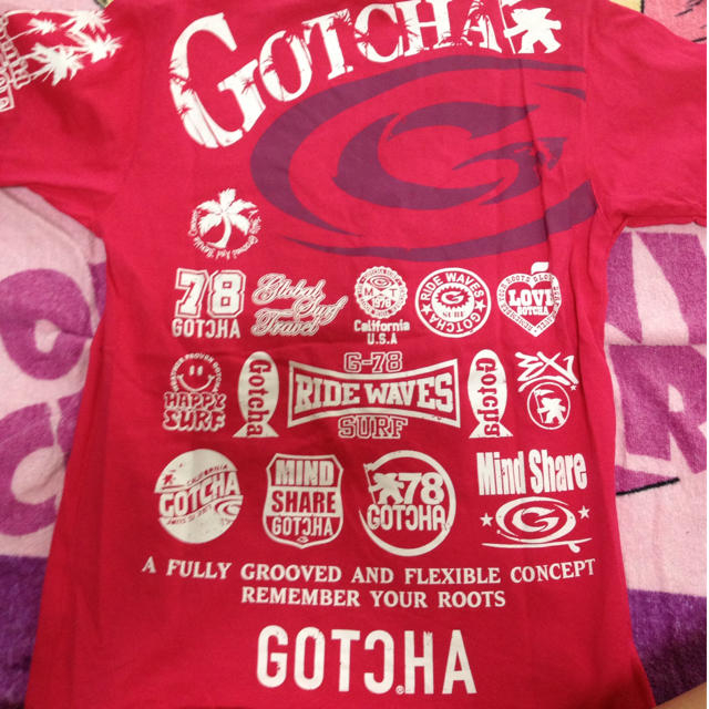 GOTCHA(ガッチャ)の可愛いピンク レディースのトップス(Tシャツ(半袖/袖なし))の商品写真